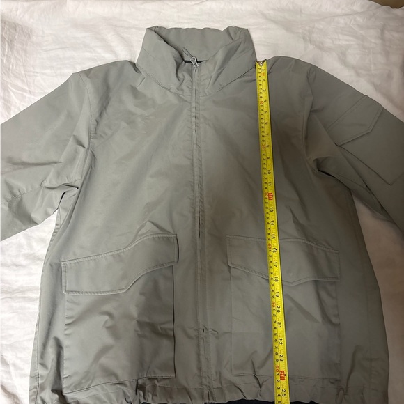 Men's Gray Jacket - Picture 3 of 5